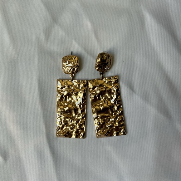 Jewelry - Gold Plated Regtangular Statement Earrings